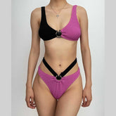 Traje de baño de una pieza acolchado con contraste texturizado y anillo en O hueco